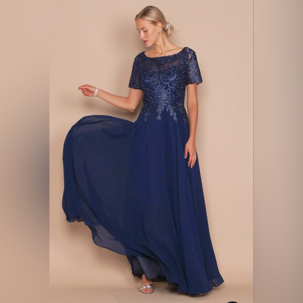 Dylan & Davids Short Sleeve Mother of the Bride Formal Dress NWT